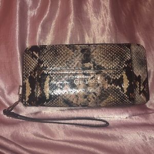 BRAND NEW GUESS wallet